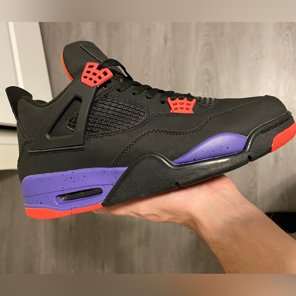 Air Jordan 4
